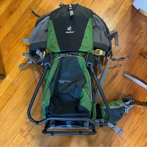 Deuter Kid Comfort Air child carrier backpack